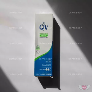 کرم مرطوب کننده کیووی مناسب برای پوست خشک و حساس QV — جعبه