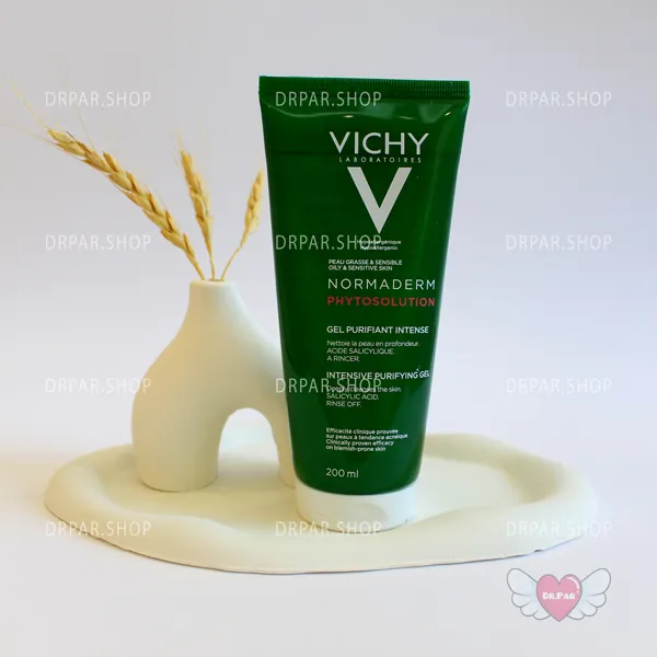 ‎ژل شوینده ضدجوش و کوچک‌کننده منافذ نورمادرم ویشی Vichy